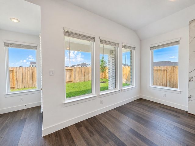 3411 Summercrisp Hollow Lane, Pearland, TX 77581