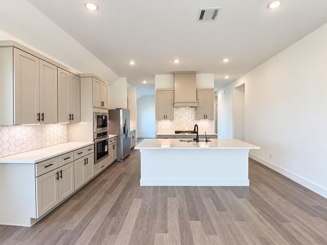 3411 Summercrisp Hollow Lane, Pearland, TX 77581