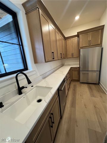 855 Club Drive W, Aurora, OH 44202