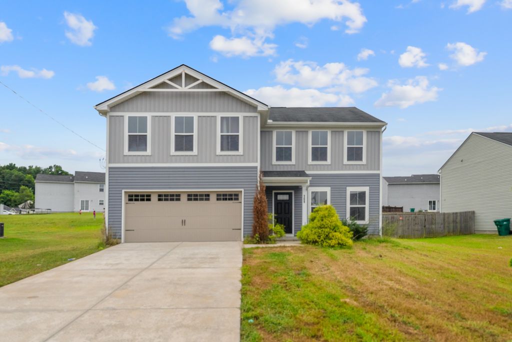 109 Norwich Ct, La Vergne, TN 37086