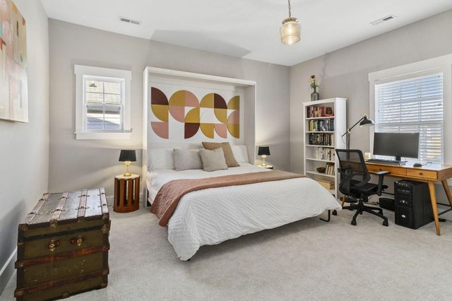 803 S Highland Park Avenue, Chattanooga, TN 37404