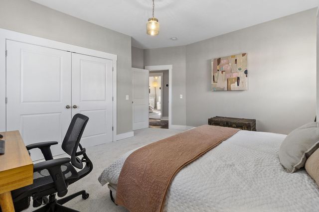 803 S Highland Park Avenue, Chattanooga, TN 37404