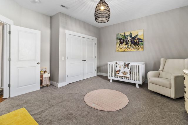 803 S Highland Park Avenue, Chattanooga, TN 37404