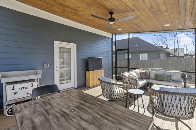 803 S Highland Park Avenue, Chattanooga, TN 37404