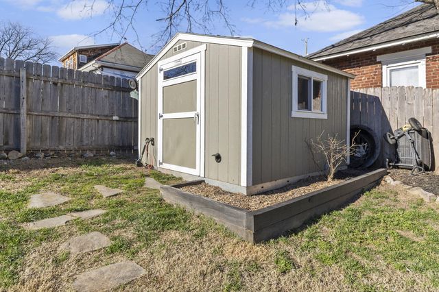 803 S Highland Park Avenue, Chattanooga, TN 37404