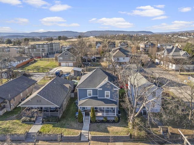 803 S Highland Park Avenue, Chattanooga, TN 37404