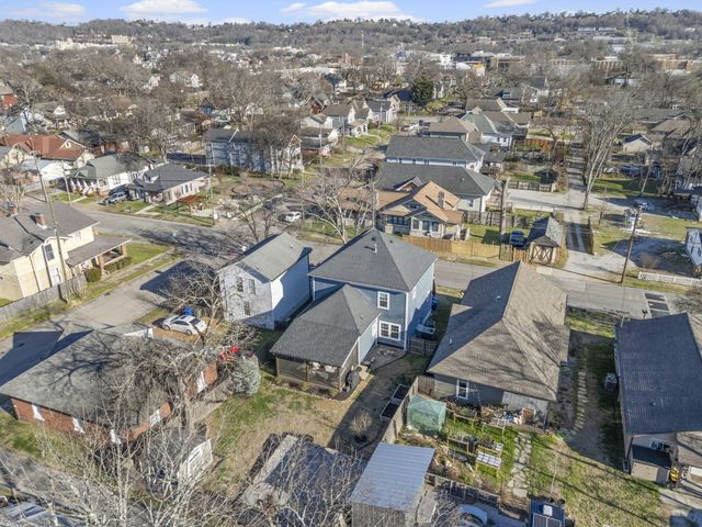 803 S Highland Park Avenue, Chattanooga, TN 37404