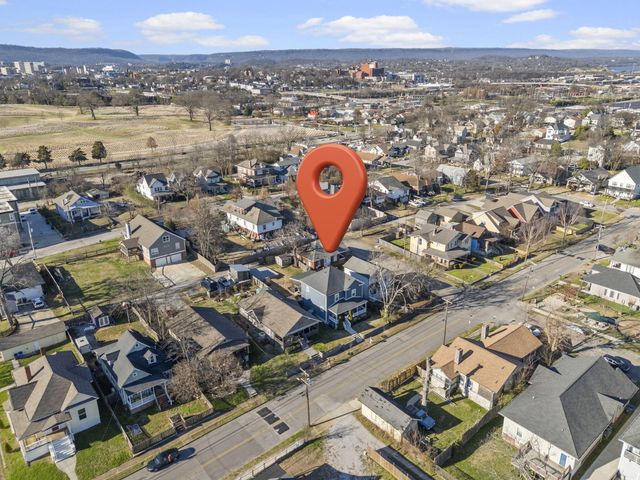 803 S Highland Park Avenue, Chattanooga, TN 37404