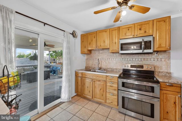 1224 MEADOW RD, Woodlyn, PA 19094