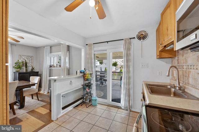 1224 MEADOW RD, Woodlyn, PA 19094
