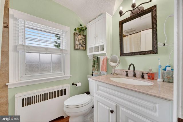 1224 MEADOW RD, Woodlyn, PA 19094