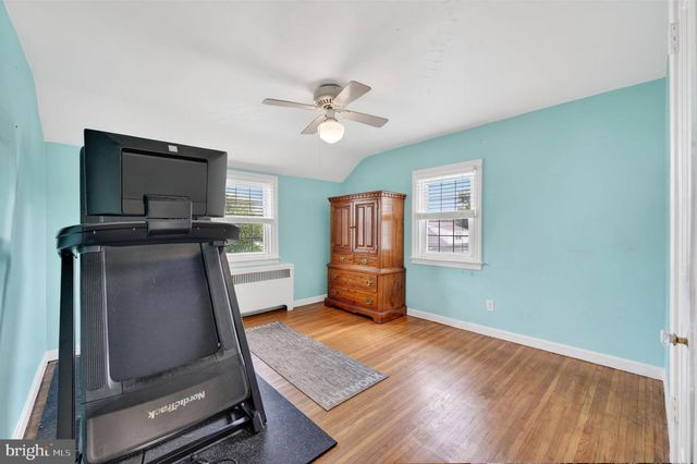 1224 MEADOW RD, Woodlyn, PA 19094