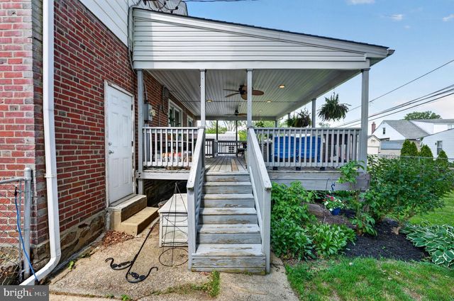 1224 MEADOW RD, Woodlyn, PA 19094
