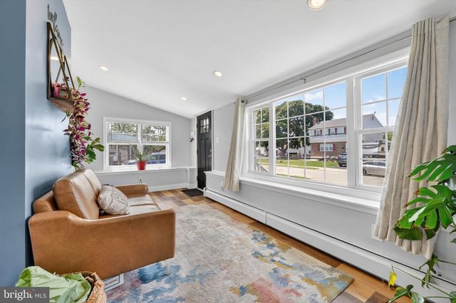 1224 MEADOW RD, Woodlyn, PA 19094