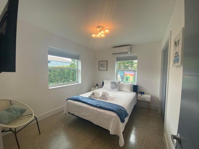 304 SE 3rd Street, Delray Beach, FL 33483