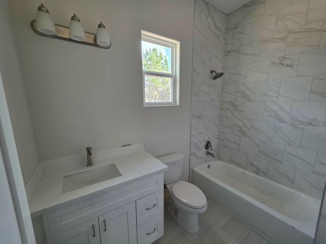 26652 White Pine Drive, Hempstead, TX 77445