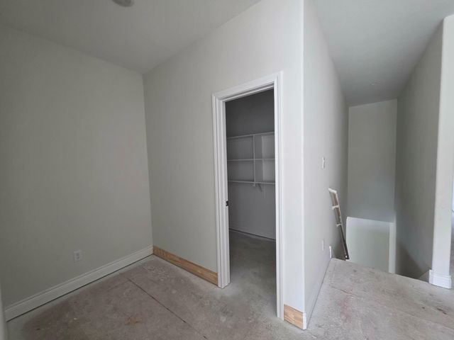 26652 White Pine Drive, Hempstead, TX 77445