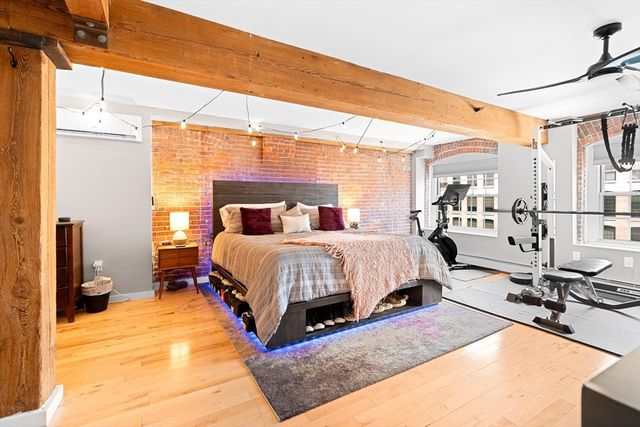 240 Jackson Street 622, Lowell, MA 01852