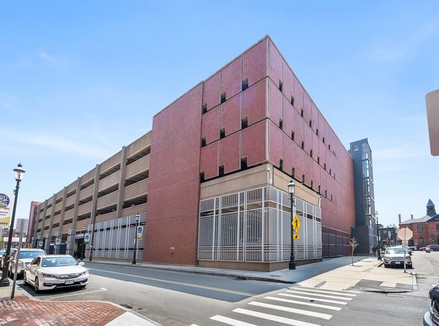 240 Jackson Street 622, Lowell, MA 01852