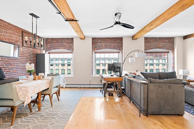 240 Jackson Street 622, Lowell, MA 01852