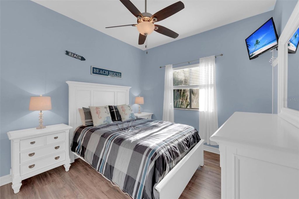 Image 18 of property listing at 2604 SW 26TH TERRACE, Cape Coral, FL 33914