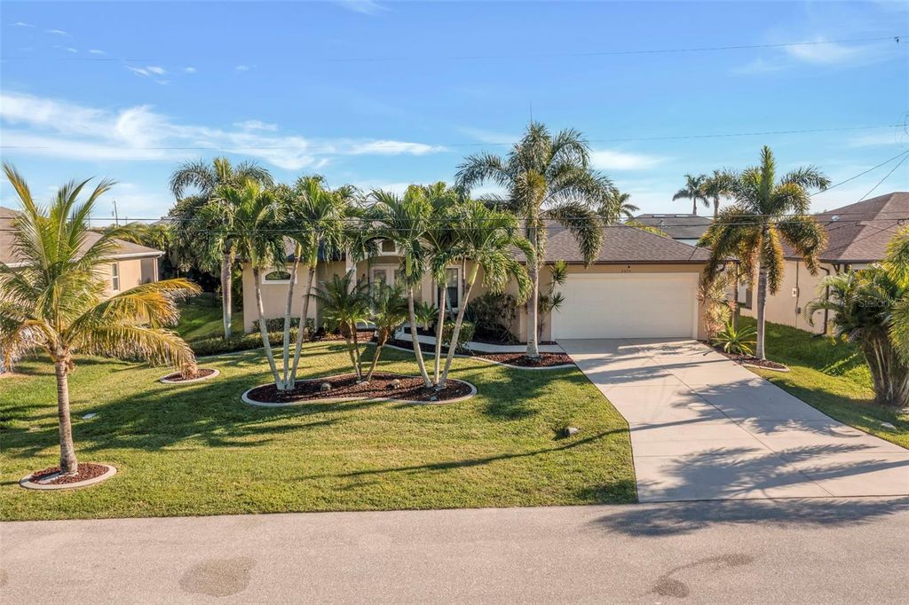 Image 32 of property listing at 2604 SW 26TH TERRACE, Cape Coral, FL 33914