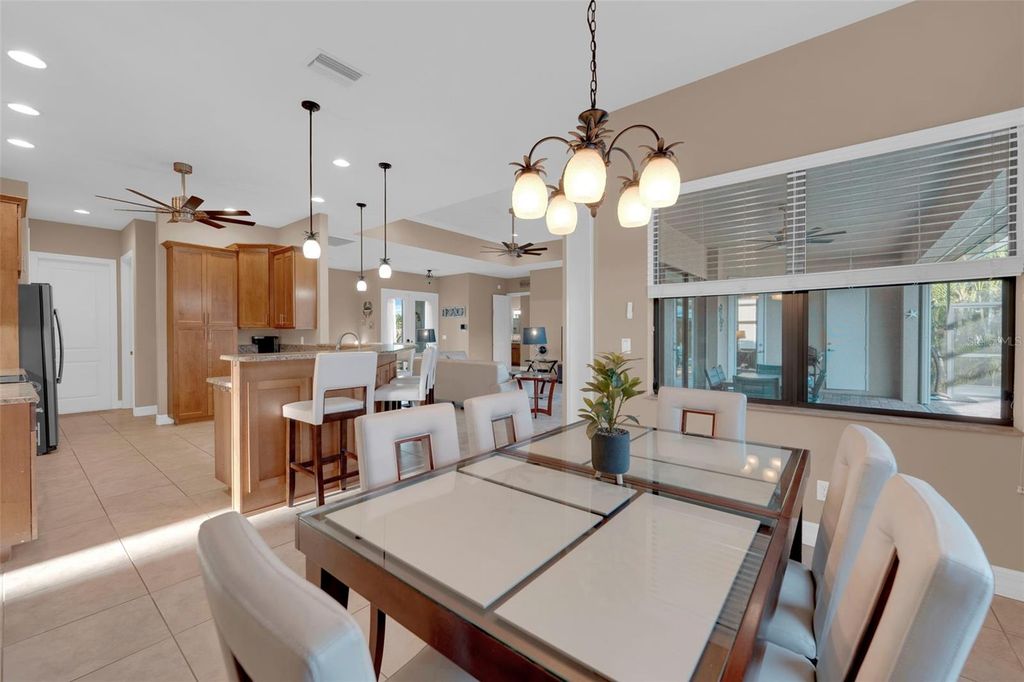 Image 10 of property listing at 2604 SW 26TH TERRACE, Cape Coral, FL 33914