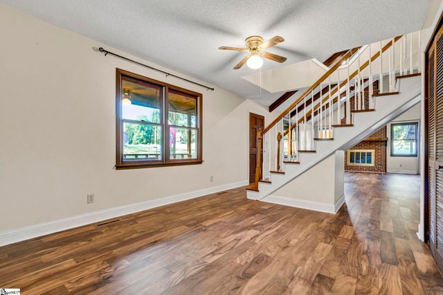 346 Shenandoah Drive, Laurens, SC 29630