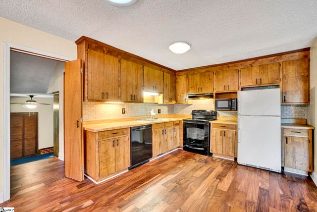 346 Shenandoah Drive, Laurens, SC 29630
