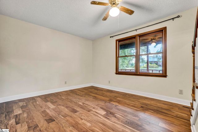 346 Shenandoah Drive, Laurens, SC 29630