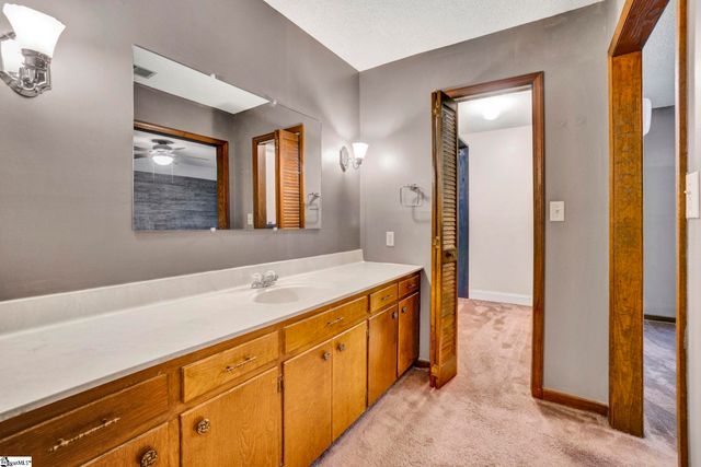 346 Shenandoah Drive, Laurens, SC 29630