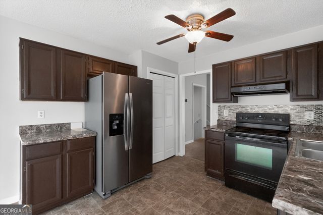 5170 Glendora Drive, Powder Springs, GA 30127