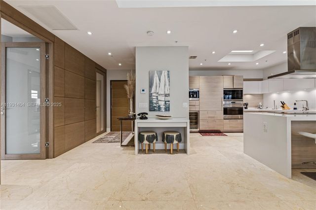 17301 Biscayne Boulevard PH-5, North Miami Beach, FL 33160