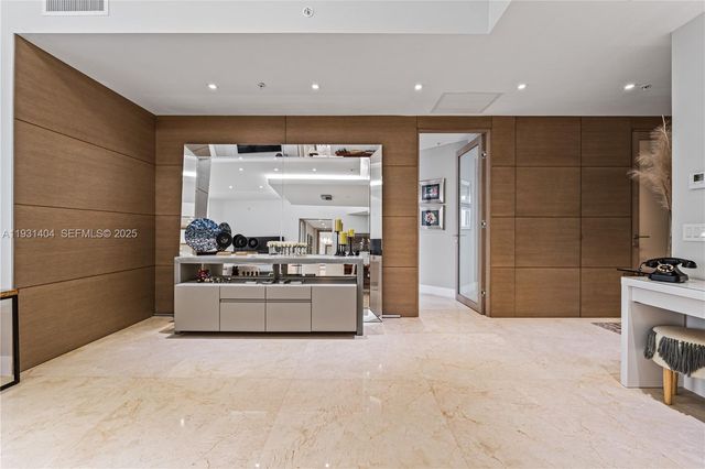 17301 Biscayne Boulevard PH-5, North Miami Beach, FL 33160