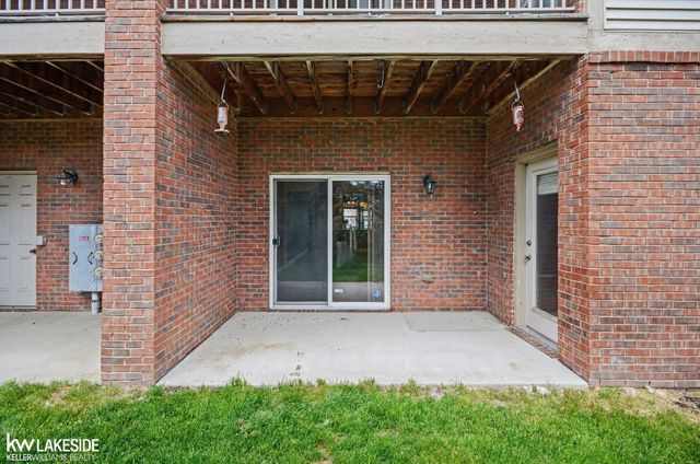13640 Silver Birch Circle, Utica, MI 48315