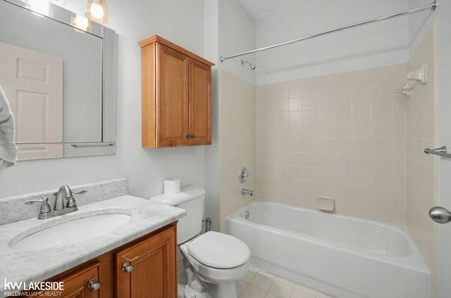 13640 Silver Birch Circle, Utica, MI 48315