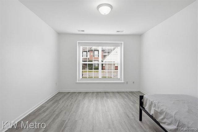 20656 Dunham Road, Clinton Township, MI 48038