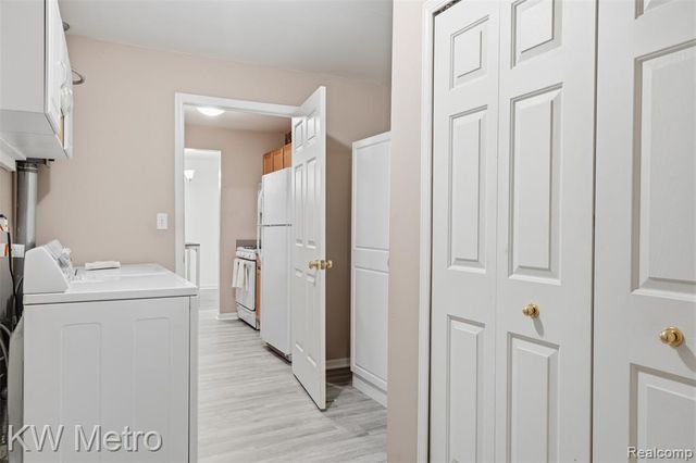 20656 Dunham Road, Clinton Township, MI 48038