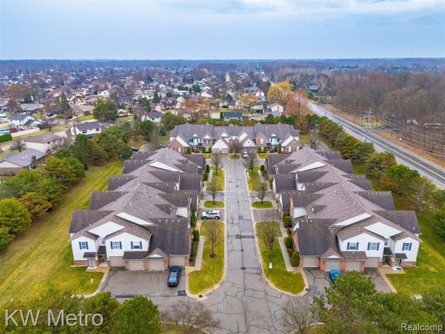 20656 Dunham Road, Clinton Township, MI 48038