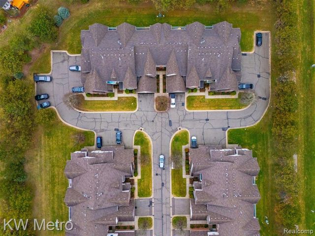 20656 Dunham Road, Clinton Township, MI 48038