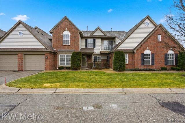 20656 Dunham Road, Clinton Township, MI 48038