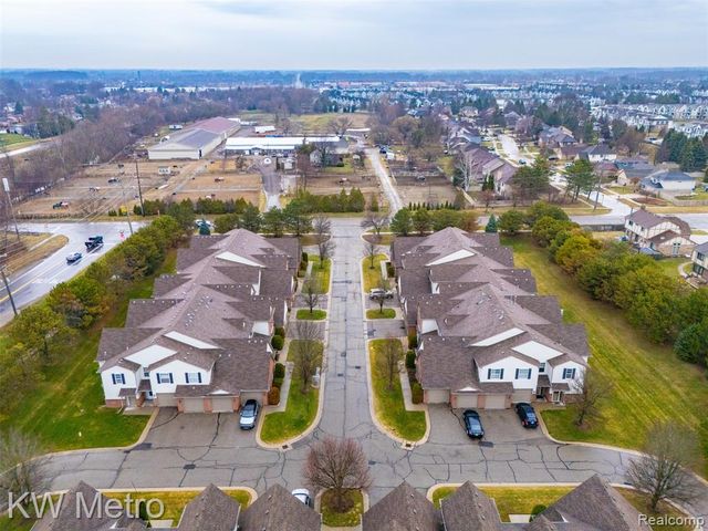 20656 Dunham Road, Clinton Township, MI 48038