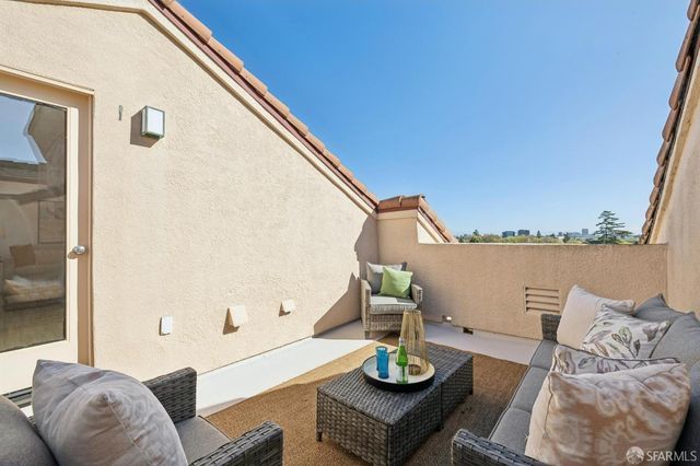 1951 O'Farrell Street 415, San Mateo, CA 94403