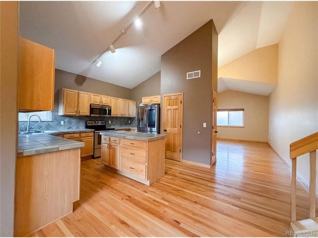 231 Maggie St, Longmont, CO 80501