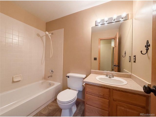 231 Maggie St, Longmont, CO 80501