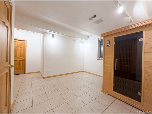 231 Maggie St, Longmont, CO 80501