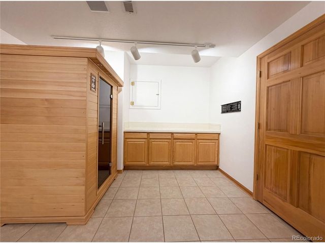 231 Maggie St, Longmont, CO 80501