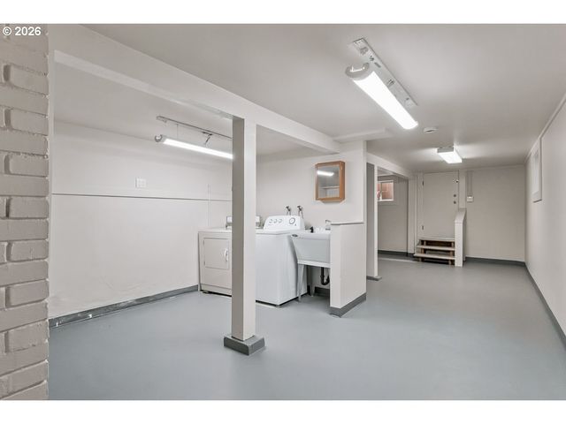 8501 Sw 7TH Ave, Portland, OR 97219