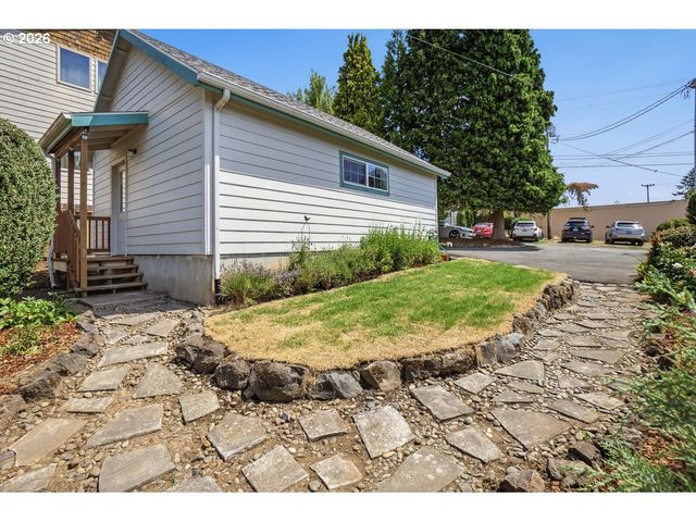 8501 Sw 7TH Ave, Portland, OR 97219