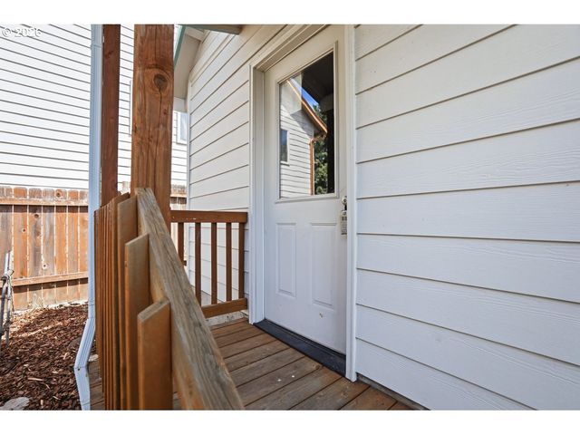8501 Sw 7TH Ave, Portland, OR 97219